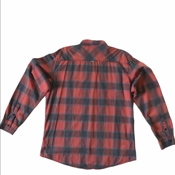 Ocean Current Gingham Button Up Long Sleeve Shirt - Picture 5 of 7